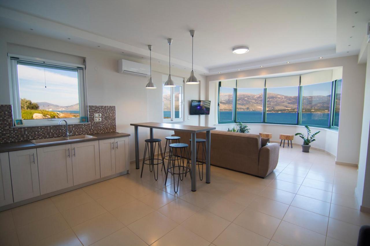 Loggos View Apartments Lixouri Esterno foto