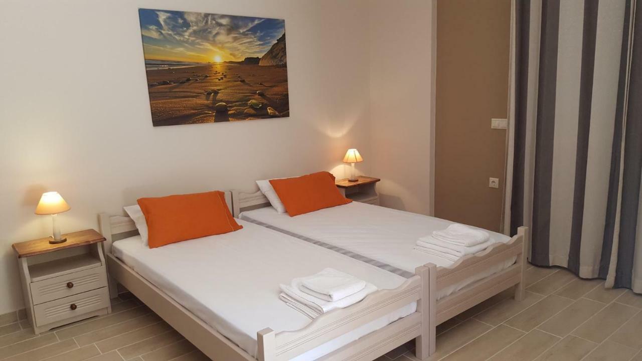 Loggos View Apartments Lixouri Esterno foto